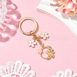 Брелок с эмалью в виде кошки и цветка и стразами&nbsp;KEYC-JKC01099