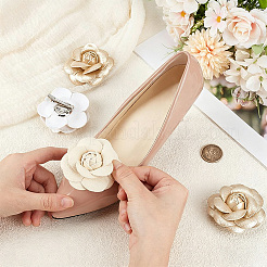 4 Stück Schuhdekoration aus Kunstleder mit Blumenmotiv in 2 verschiedenen Ausführungen&nbsp;AJEW-CL0005-01B