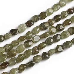 Naturelles grenat vert brins de perles, perles d'andradite, pierre roulée, pépites, 10~15x7.5~11.5x7.5~12.5mm, Trou: 1mm, Environ 36 pcs/chapelet, 15.67 pouce (39.8 cm)