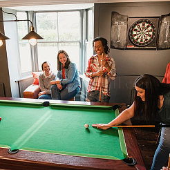 Самоклеящаяся пластиковая стойка для бильярдного кия&nbsp;DIY-WH0430-317A