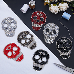 8 Stück Hotfix-Strass mit Totenkopfmotiv in zwei Farben (Heißkleber auf der Rückseite).&nbsp;DIY-FH0007-53
