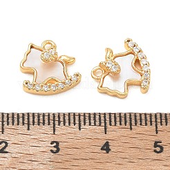 Breloques en laiton serties de micro-pavés de zircone cubique transparente et de coquillage naturel&nbsp;CU-CBA3F77-02G