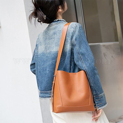 Плоский шнур из искусственной кожи 4м.&nbsp;LC-WH0011-03C-02-1