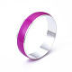 Bagliore nell'anello da dito a fascia semplice in ottone luminoso scuro per le donne RJEW-T022-002-5