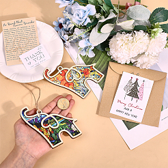 2 Set aus zweifarbigem Elefanten-Freundschaftsornament aus Holz mit einer Story-Karte aus Papier.&nbsp;AJEW-ME0001-47