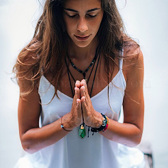 Наборы для самостоятельного изготовления ожерелий с подвесками из вощеного шнура и синтетического малахита&nbsp;DIY-DR0001-81B