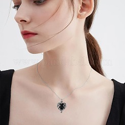 Кулон в виде сердца из сплава с стразами в готическом стиле.&nbsp;FS-WG22DFD-01