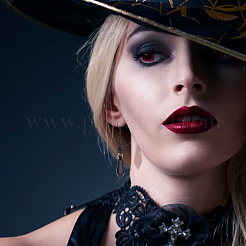 2 пара двухцветных стеклянных сережек в форме черепа с пулей&nbsp;EJEW-AN0002-54