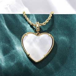 Женские кулоны в форме сердца из латуни с белой эмалью&nbsp;NJEW-K381-10G