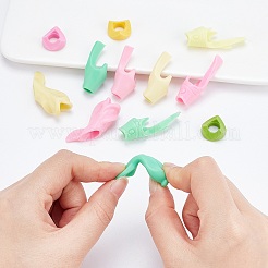 60 шт. 12 вида полиэтиленовых/силиконовых держателей для карандашей для детей&nbsp;AJEW-GF0003-36