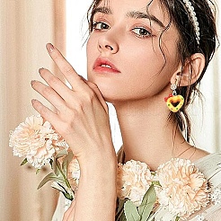 18 шт. 9 цвета непрозрачные подвески из смолы&nbsp;CRES-YW0002-82