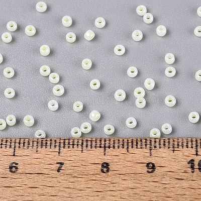 Бисер из стекла &nbsp;SEED-A011-2mm-152-1