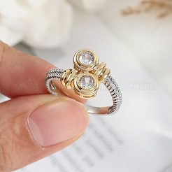 Плоские круглые латунные кольца с микропаве и прозрачным фианитом на палец&nbsp;FS-WGBC030-01