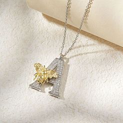 Подвеска в виде пчелы с микропаве из прозрачного кубического циркония в виде микрофибры&nbsp;FS-WGF5E80-01