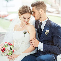 Тканевая роза цветок бутоньерка брошь со стразами&nbsp;LS-AJEW-WH0258-294C