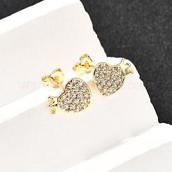 Серьги-гвоздики из латуни с микро-паве и прозрачным фианитом в форме сердца&nbsp;EJEW-A135-11G