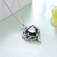 Кулон в виде сердца из сплава с стразами в готическом стиле.&nbsp;FS-WG22DFD-01