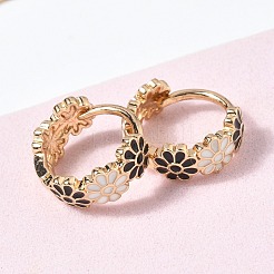 Серьги-кольца из латуни с эмалью в виде маргаритки для женщин&nbsp;LS-EJEW-G434-01G-01