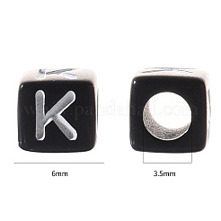 Черные акриловые бусины с буквами&nbsp;SACR-YW0001-18