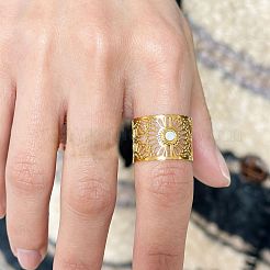 Открытые кольца-манжеты из нержавеющей стали 304 с полым цветком и натуральными ракушками для женщин&nbsp;FS-WGFCCCD-01