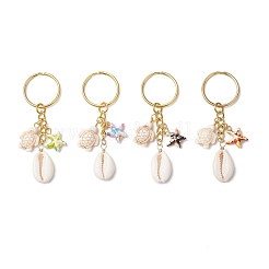 Брелок из синтетической бирюзы с натуральными смешанными ракушками каури&nbsp;KEYC-JKC01266