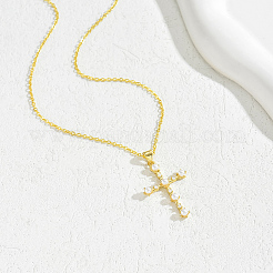 Элегантные латунные ожерелья с подвеской-крестом из прозрачных кубических цирконий и белого искусственного жемчуга для женщин&nbsp;JU1999