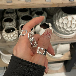 Регулируемые манжеты из латуни с узором в виде сердца для женщин&nbsp;FS-WG3442B-01