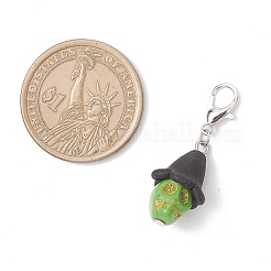 Подвеска-череп из матового акрила и окрашенной синтетической бирюзы на Хэллоуин&nbsp;HJEW-JM03901