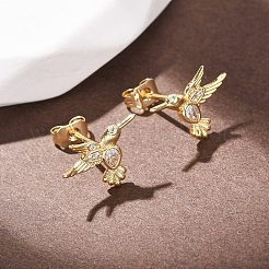 Серьги-гвоздики из латуни с микропаве в виде птиц&nbsp;EJEW-Z159-02G