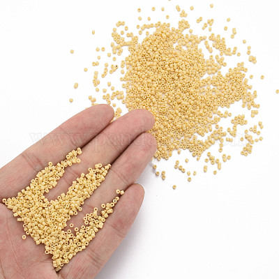 Стеклянные цилиндрические бусины SEED-S047-A-026-1