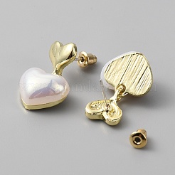 Серьги-гвоздики с жемчужным сердцем из абс-пластика&nbsp;EJEW-WH0009-49