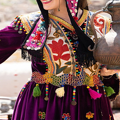 Отделка плетеным кружевом из полиэстера длиной 10 м.&nbsp;OCOR-LP0001-65B