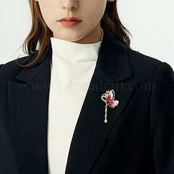 Брошь в виде бабочки из смолы с кристаллами и стразами&nbsp;LS-JEWB-P016-05KCG-02