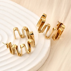 Серьги-гвоздики из нержавеющей стали 304 в форме буквы С с подвеской-складкой&nbsp;EJEW-D315-01G