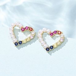 Серьги-гвоздики из латуни с полым сердцем и микропаве из кубических цирконий&nbsp;EJEW-A152-05G