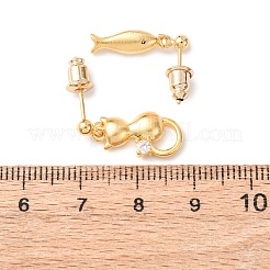 Серьги-гвоздики в форме кошки и рыбы из латуни с микропаве из прозрачных кубических цирконий&nbsp;EJEW-F401-01G