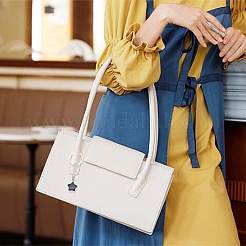 Брелок с кулоном в виде звезды и драгоценных камней&nbsp;KEYC-PH01501