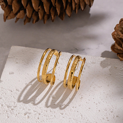 Минималистичные серьги-гвоздики в форме тройной буквы С из нержавеющей стали 304.&nbsp;FG8025