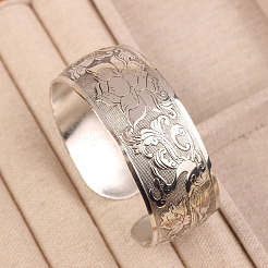 Браслеты из манжеты из тибетского сплава&nbsp;FS-WGDEA5F-07